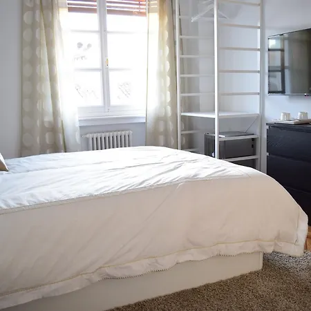 Suites Gran Via Bed & Breakfast Madrid