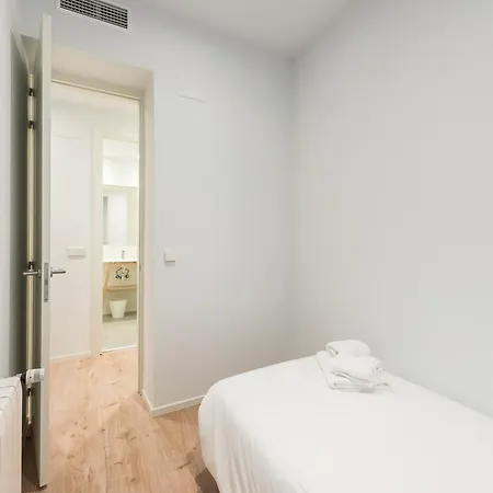 Apartamento Puerta De Toledo City Center 2d