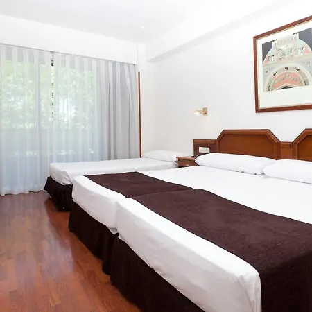 Senator Barajas Hotel