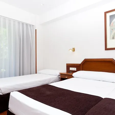 Hotel Senator Barajas Madrid