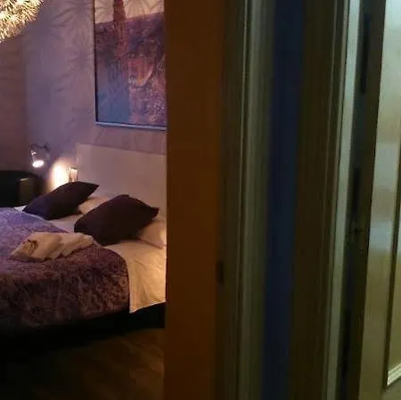 Amigos Hostal