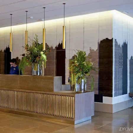 Aravaca Village Hotel Madryt