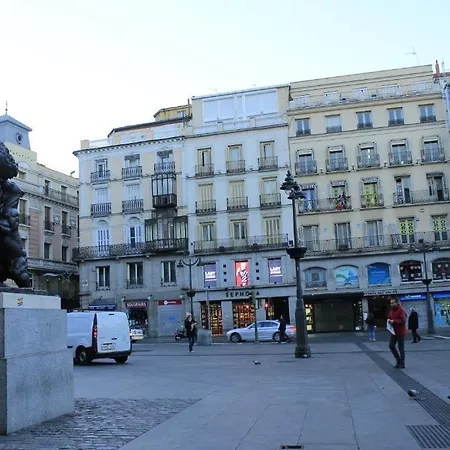 Ana Belen Pensionat Madrid