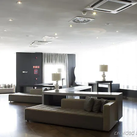 Hotel Ac Feria By Marriott 4*