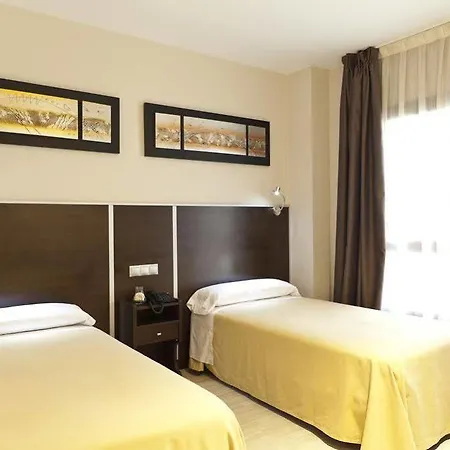 Avenida Barajas Pensionat Madrid