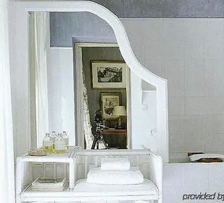 Affittacamere Escala Opera 3*