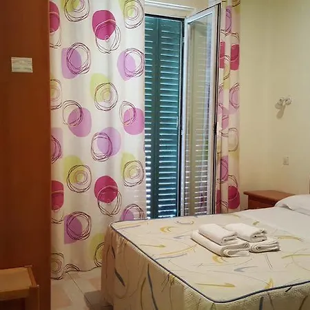 Ch Bueno Guest house