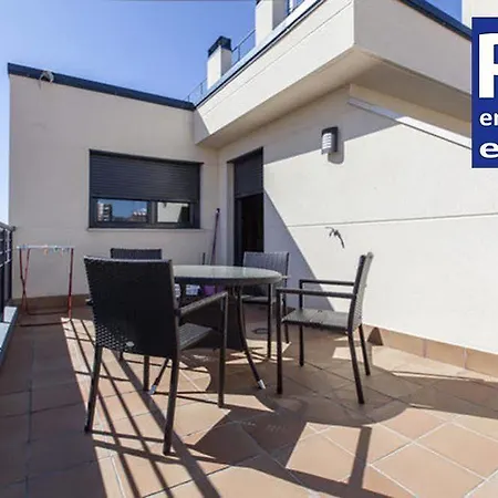 Naitly Cuatro Torres Apartamento *