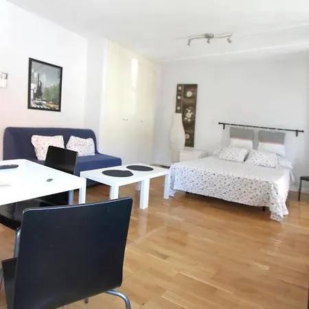 Apartamento Naitly Cuatro Torres Madrid
