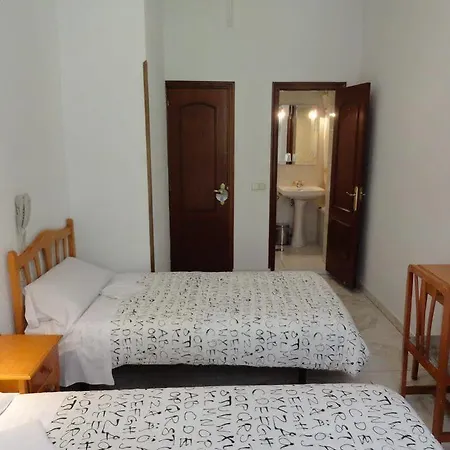 Fuencarral Kryse Hotell 2*