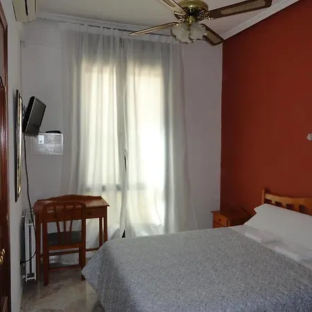 Hotell Fuencarral Kryse Madrid