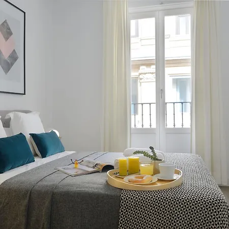 Nqn Aparts & Aparthotel
