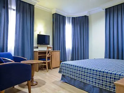 Hotel Ii Castillas 3*