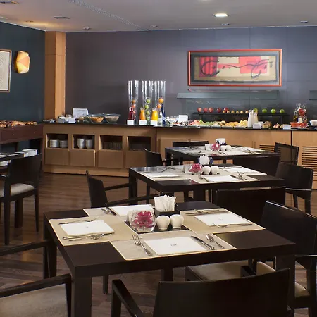 Hotel H10 Puerta De Alcala 4*