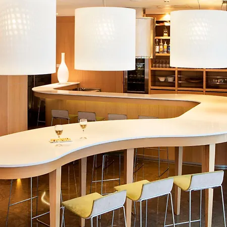 Hotell Nh Principe De Vergara 4*