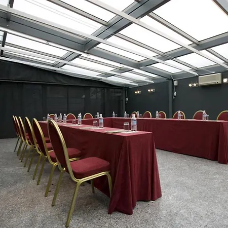 Hotel Petit Palace Arturo Soria Alcalá 4*