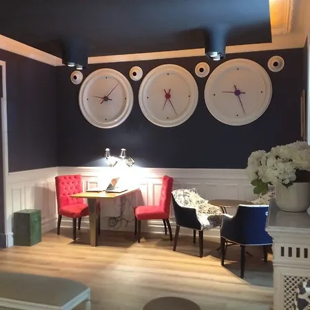 Petit Palace Lealtad Plaza 4* Madrid