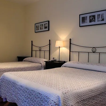 Guest house El Pilar 2*