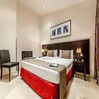 إيكس سويتس 33 3* مدريد