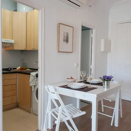 Montaber - Las Salesas Apartment Madrid