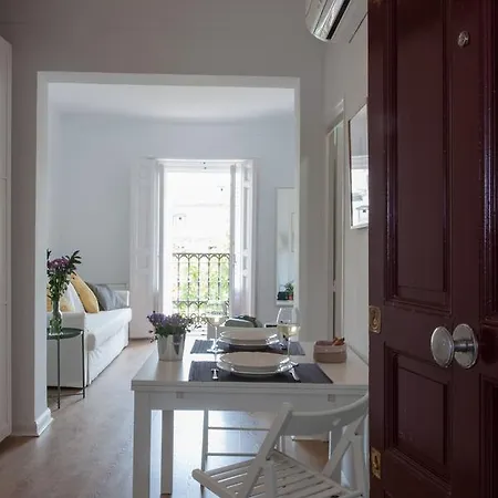 Apartment Montaber - Las Salesas Madrid
