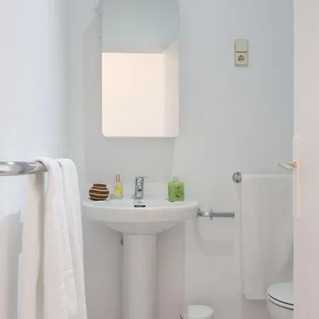 Montaber - Las Salesas Apartment