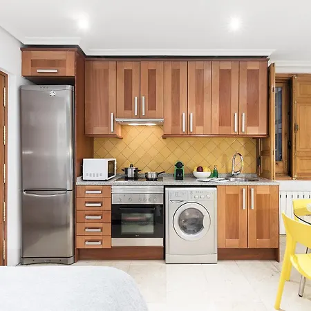 Fuencarral By Flatsweethome