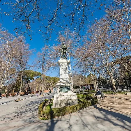 Apartament Club Paseo Del Prado V Madryt