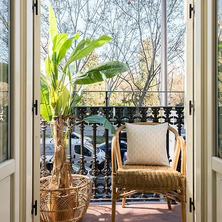 Apartament Club Paseo Del Prado V Madryt