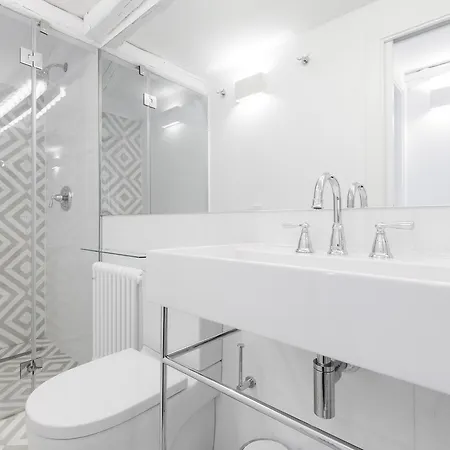 Charming Plaza Apartamento *
