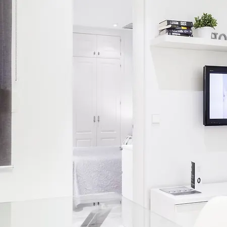 Serrano By Flatsweethome Apartment Madrid