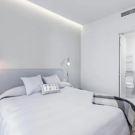Puerta De Toledo Apartment * Madrid