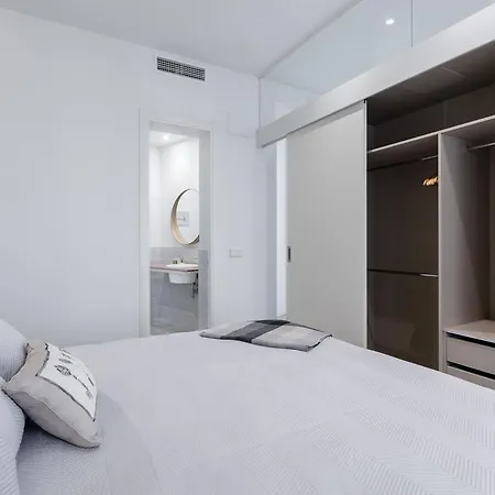 Puerta De Toledo Apartment