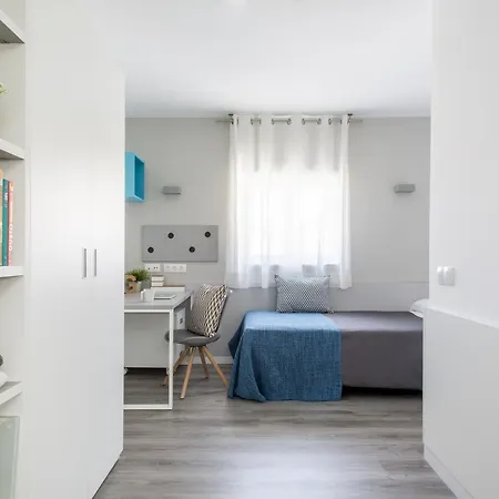 Residencia Universitaria Vallehermoso Apartment *