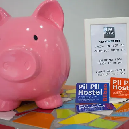 Pil Pil Hostel *