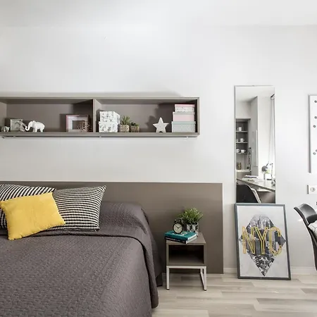 Apartamento Residencia Universitaria Claudio Coello
