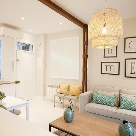 Apartment Oasis Ii: Lujo A Pasos Del Prado