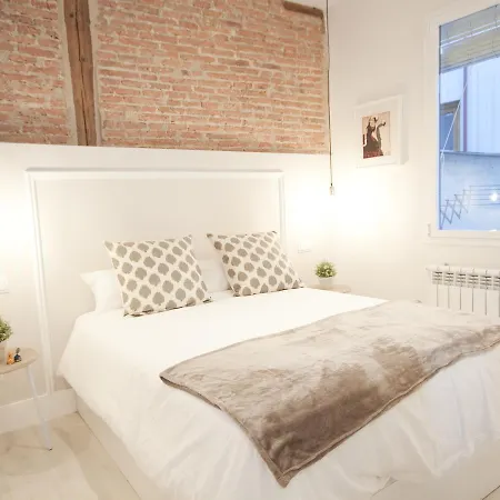 Apartment Oasis Ii: Lujo A Pasos Del Prado Madrid