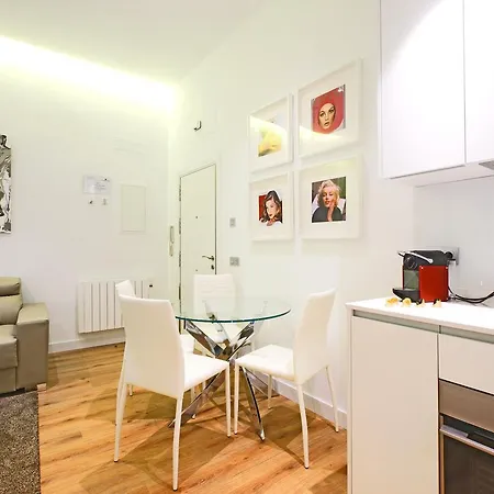 Prado - Madflats Collection * Madrid