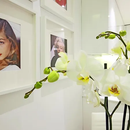 Prado - Madflats Collection * Madrid