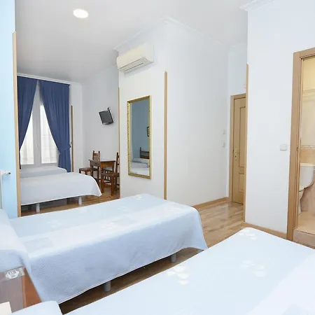 Pensión Biarritz 2*