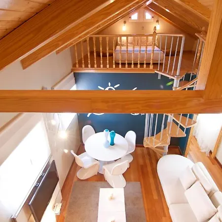 Smartrentals Gran Via Apartment *