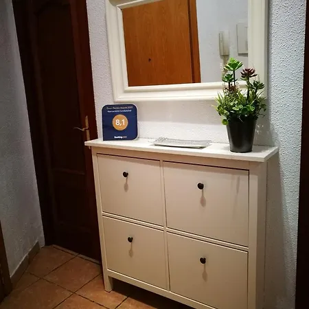 Apartamento Carabanchel Apartment *