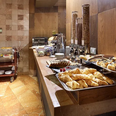 Eurostars Suites Mirasierra 5*