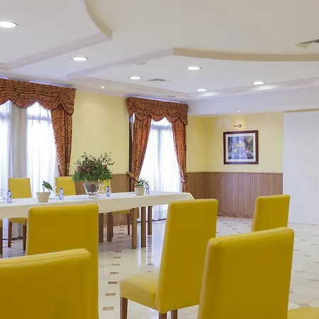 Agora Juan De Austria Hotel