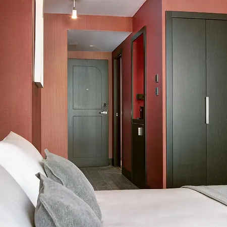 Casa Almagro By The Pavilions & 4* Madrid