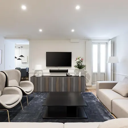Aparthotel Recoletos House 4*