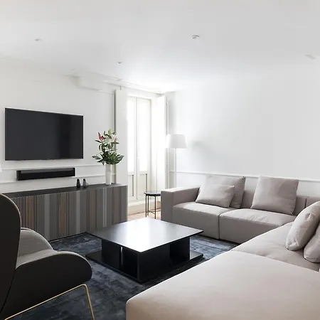 Recoletos House Aparthotel 4*
