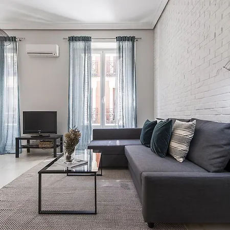 Apartment Plaza De Cibeles Madrid
