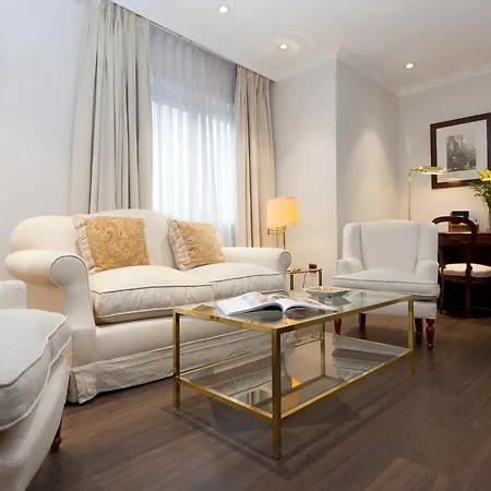 Praga Hotel
